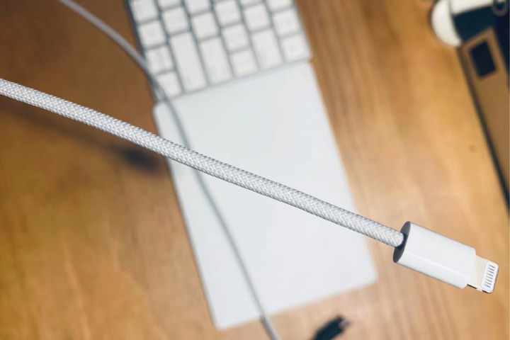 Does the type of USB-C cable matter for charging?