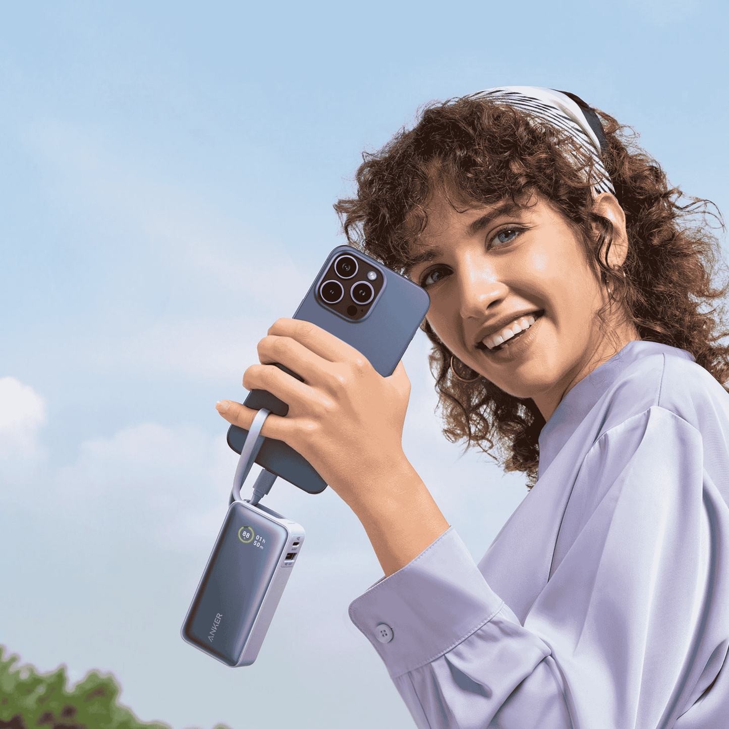 Anker Nano Power Bank │ 30W Built-In USB-C Cable Blue