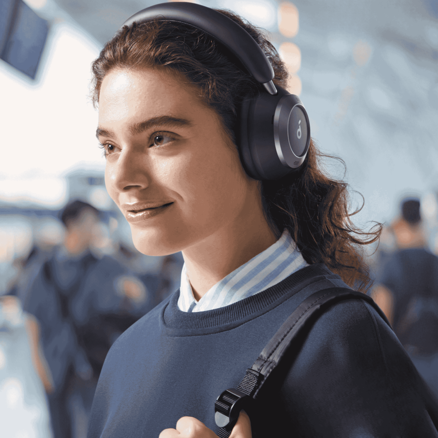 Space One Pro | Foldable Over-Ear Headphones soundcore