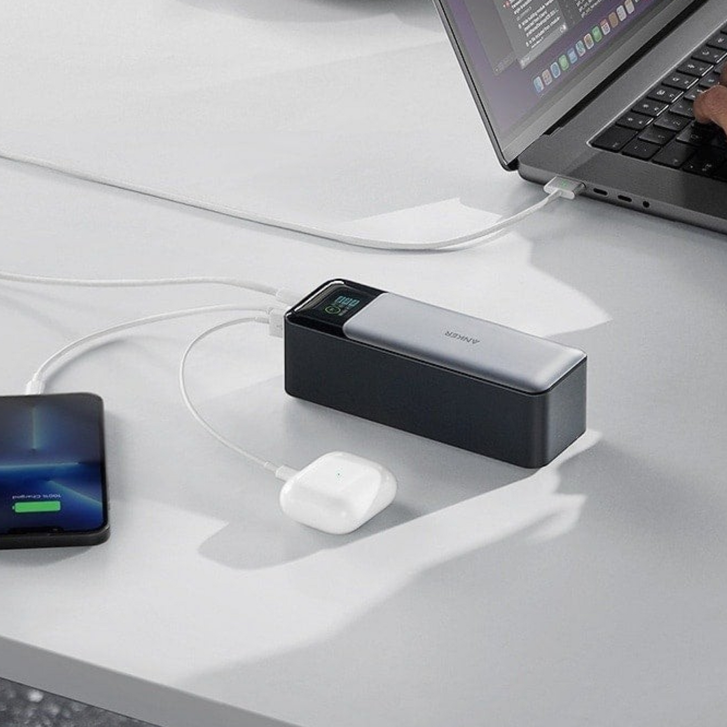 Anker Prime Power Bank │ 140W 24,000mAh Black/Grey