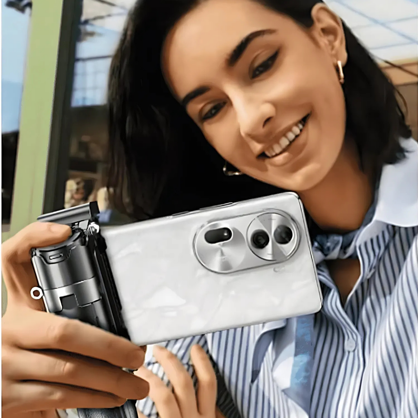 MT-18 Mini Selfie Stick Tripod with Bluetooth Remote